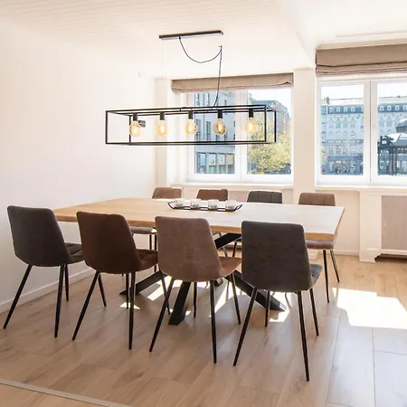 아파트 3 Bedroom Duplex With Free Parking
