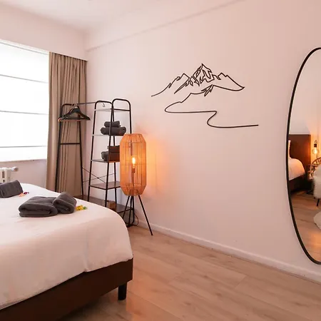 3 Bedroom Duplex With Free Parking 아파트 오스텐드